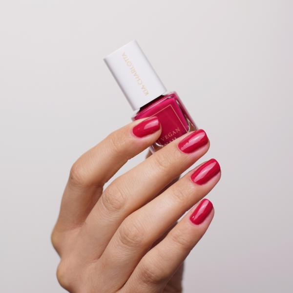 Kia Charlotta Nail Polish, Nagellack Farbe: Midsummer Magic
